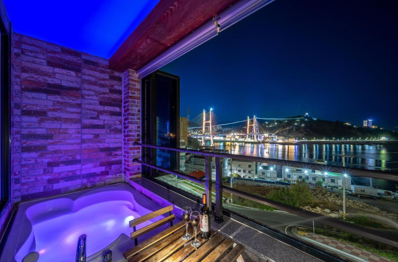 Yeosu View Foret Pension Esterno foto