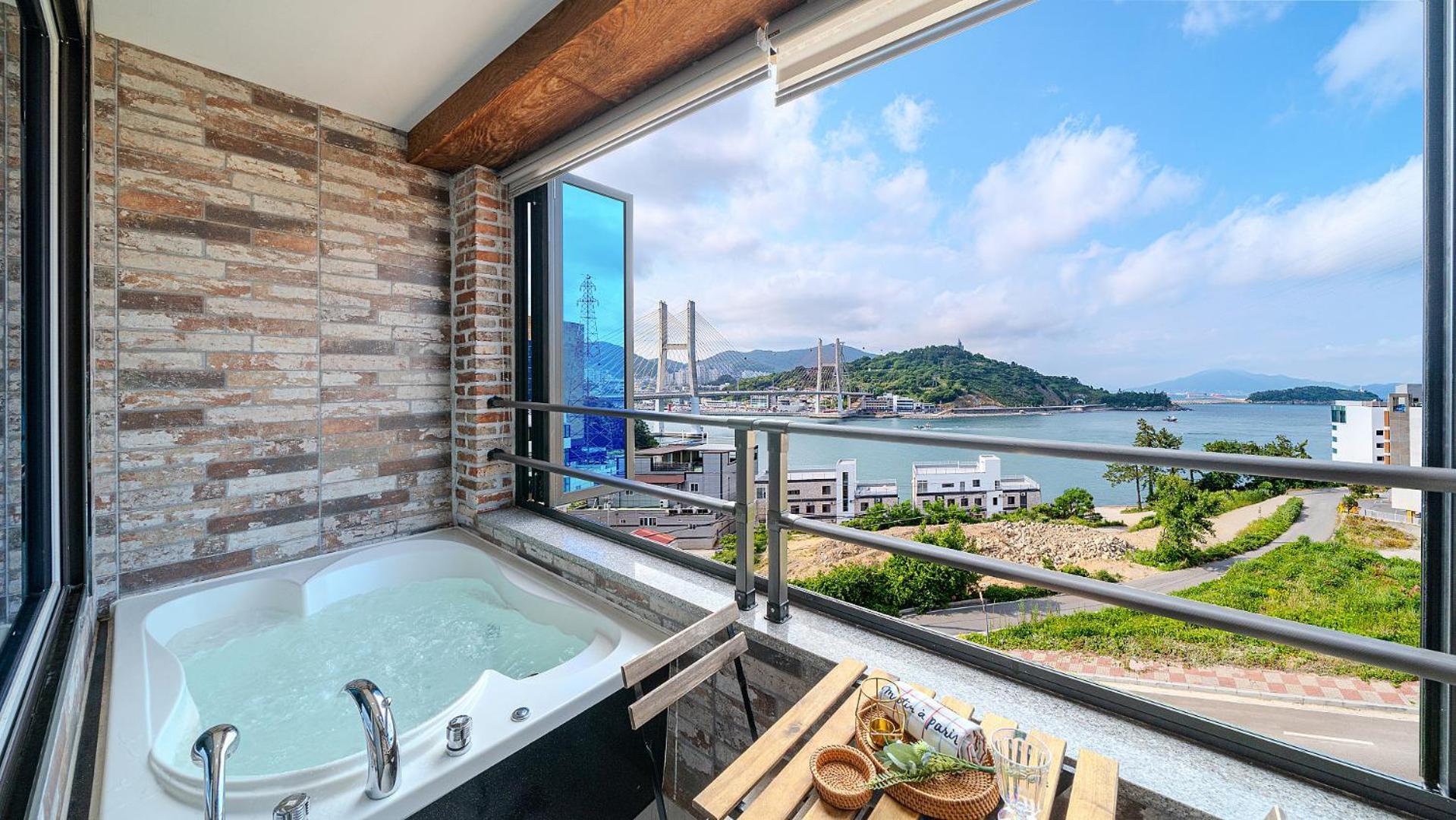 Yeosu View Foret Pension Esterno foto