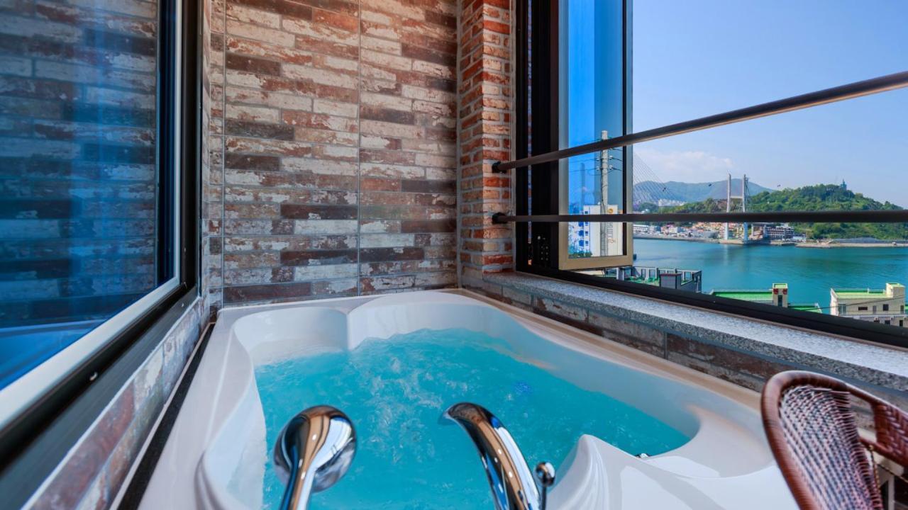 Yeosu View Foret Pension Esterno foto